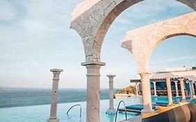 Vista Encantada Spa Resort & Residences 4*